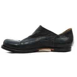 Shoes*CYDWOQ Act