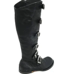 Boots*CYDWOQ Alpha