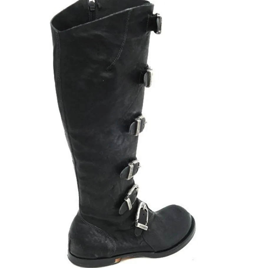 Boots*CYDWOQ Alpha