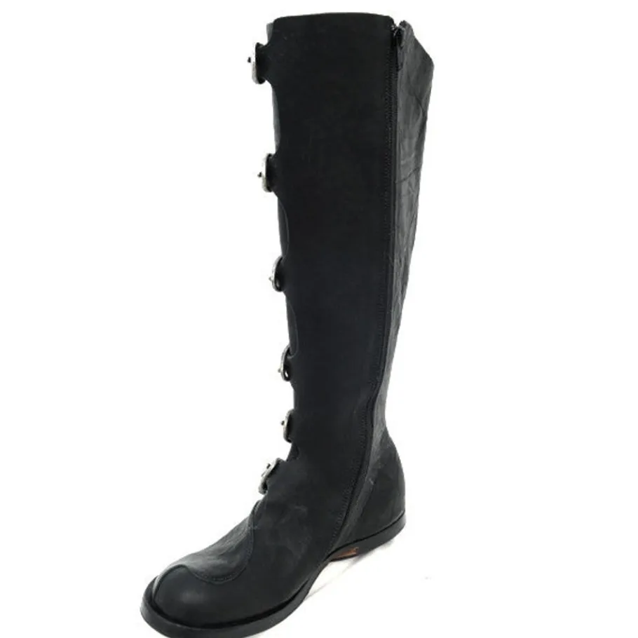 Boots*CYDWOQ Alpha