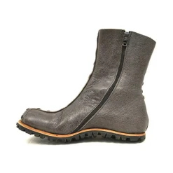 Boots*CYDWOQ Ambush