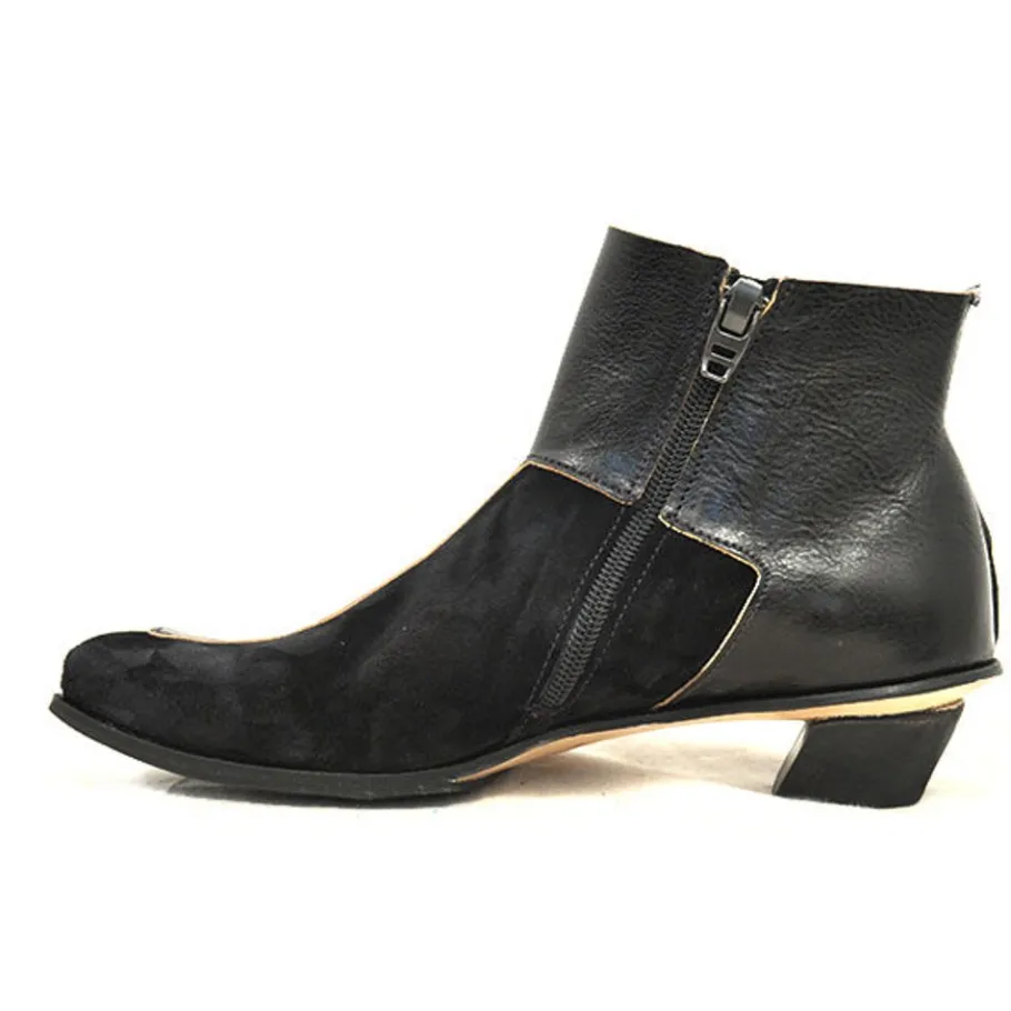 Boots*CYDWOQ Architect