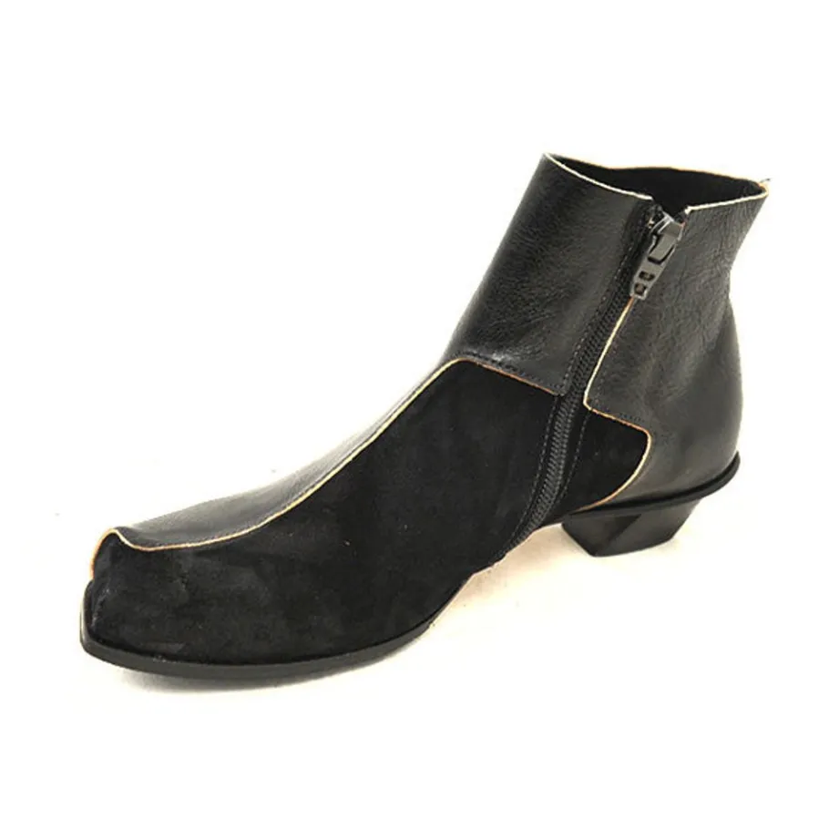 Boots*CYDWOQ Architect