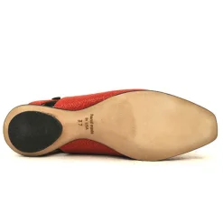 Shoes*CYDWOQ Barrier