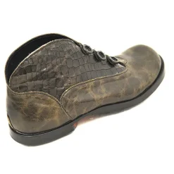 Boots*CYDWOQ Beacon
