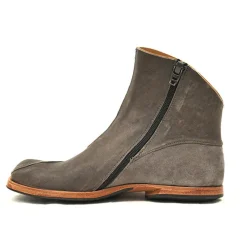 Boots*CYDWOQ Beta