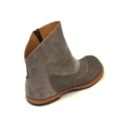 Boots*CYDWOQ Beta