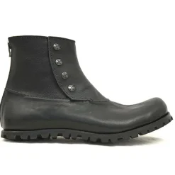 Boots*CYDWOQ Button-V