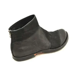 Boots*CYDWOQ Component