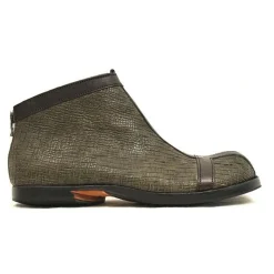 Boots*CYDWOQ Construct