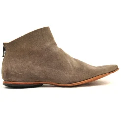 Boots*CYDWOQ Corbel