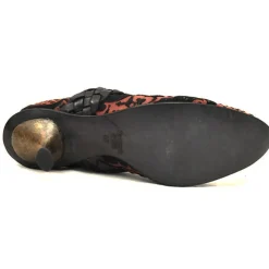 Boots*CYDWOQ Cream