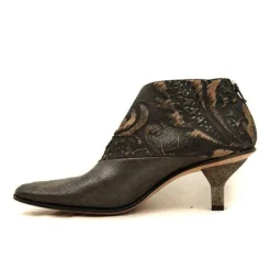 Boots*CYDWOQ Create