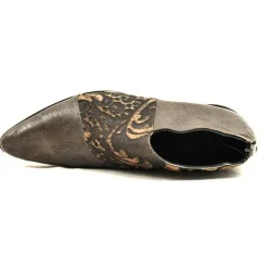 Boots*CYDWOQ Create