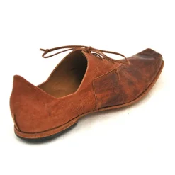 Shoes*CYDWOQ Desk