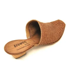 Sandals*CYDWOQ East - Sm