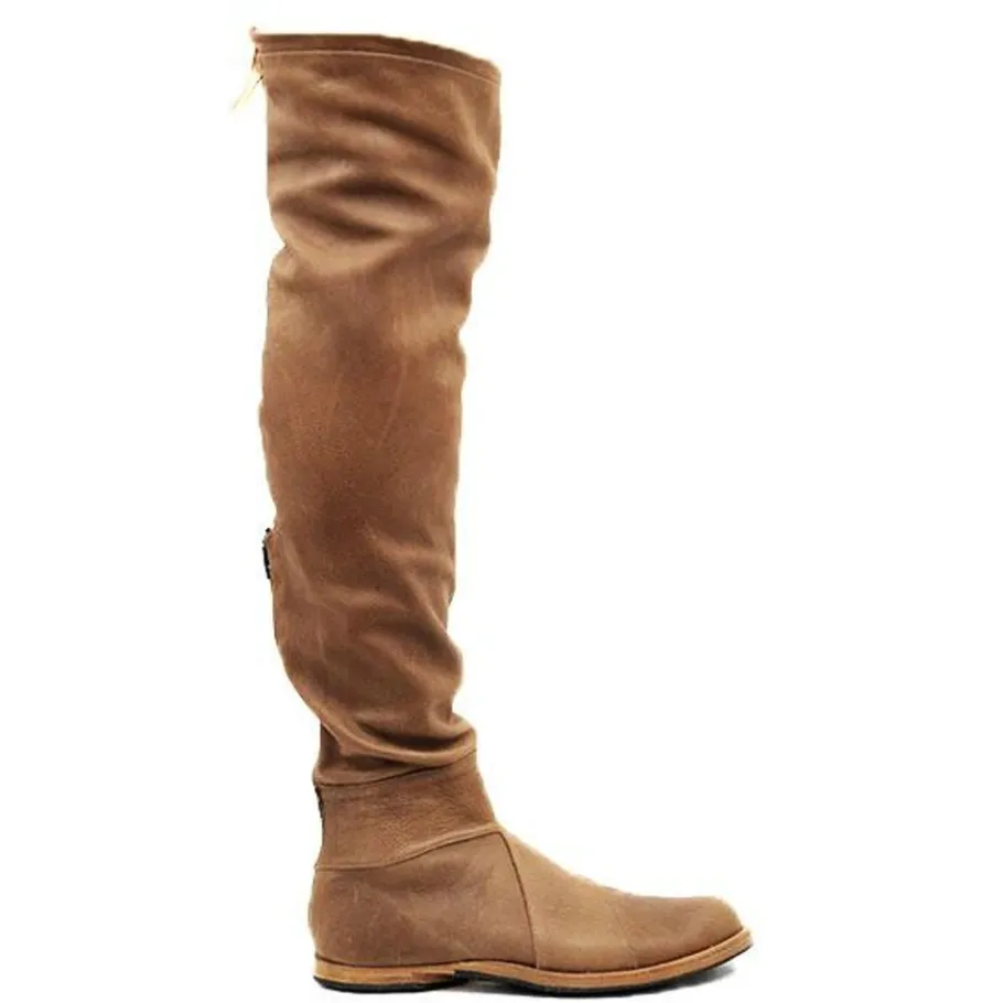 Boots*CYDWOQ Enyo