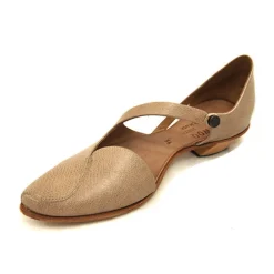 Shoes*CYDWOQ Exterior