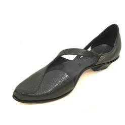 Shoes*CYDWOQ Exterior