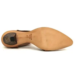 Shoes*CYDWOQ Facade