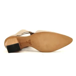 Shoes*CYDWOQ Facade