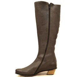 Boots*CYDWOQ Game