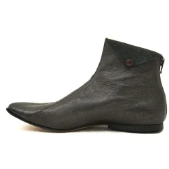 Boots*CYDWOQ Grout