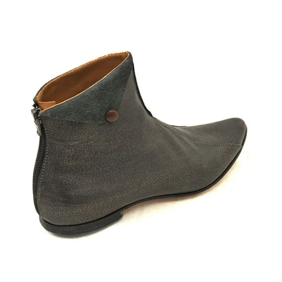 Boots*CYDWOQ Grout