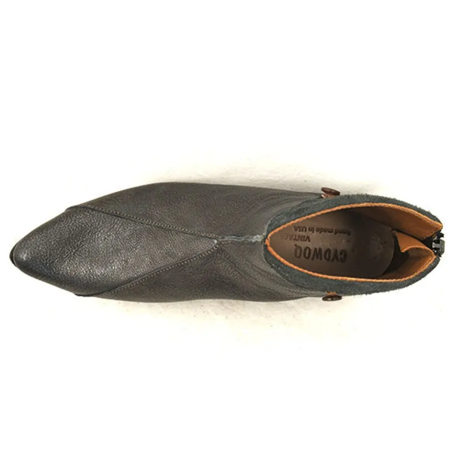 Boots*CYDWOQ Grout