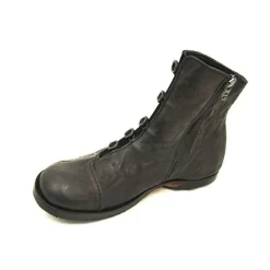 Boots*CYDWOQ Hill