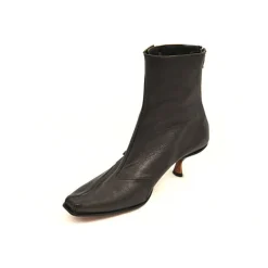 Boots*CYDWOQ Indirect