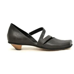 Shoes*CYDWOQ Inhabit