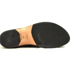 Shoes*CYDWOQ Injection