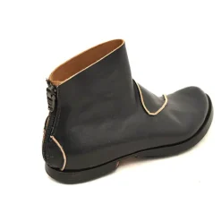 Boots*CYDWOQ Intense