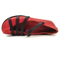 Shoes*CYDWOQ Jail
