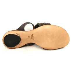 Sandals*CYDWOQ Kiosk