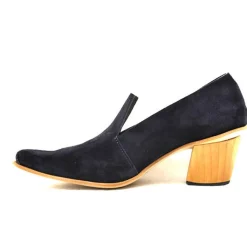 Shoes*CYDWOQ Literary