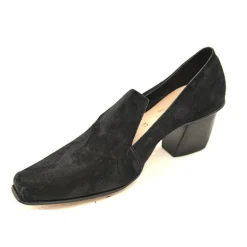 Shoes*CYDWOQ Literary