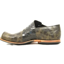 Shoes*CYDWOQ Magma