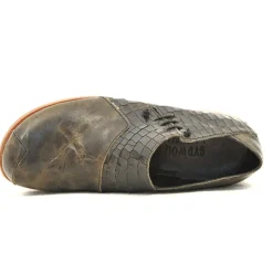 Shoes*CYDWOQ Magma