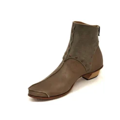 Boots*CYDWOQ Migrate