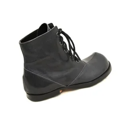 Boots*CYDWOQ Monitor