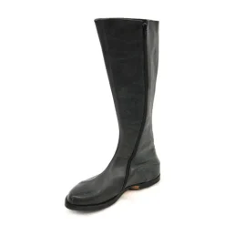 Boots*CYDWOQ Move