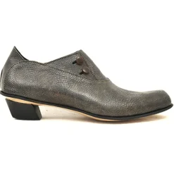 Shoes*CYDWOQ Office