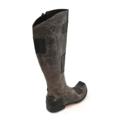 Boots*CYDWOQ Omega