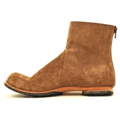Boots*CYDWOQ Outland