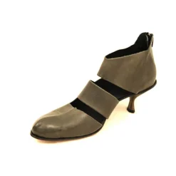 Shoes*CYDWOQ Paradox