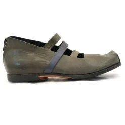 Shoes*CYDWOQ Primary