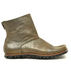 Boots*CYDWOQ Project-V