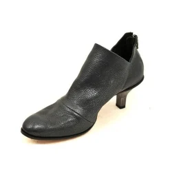 Boots*CYDWOQ Protest